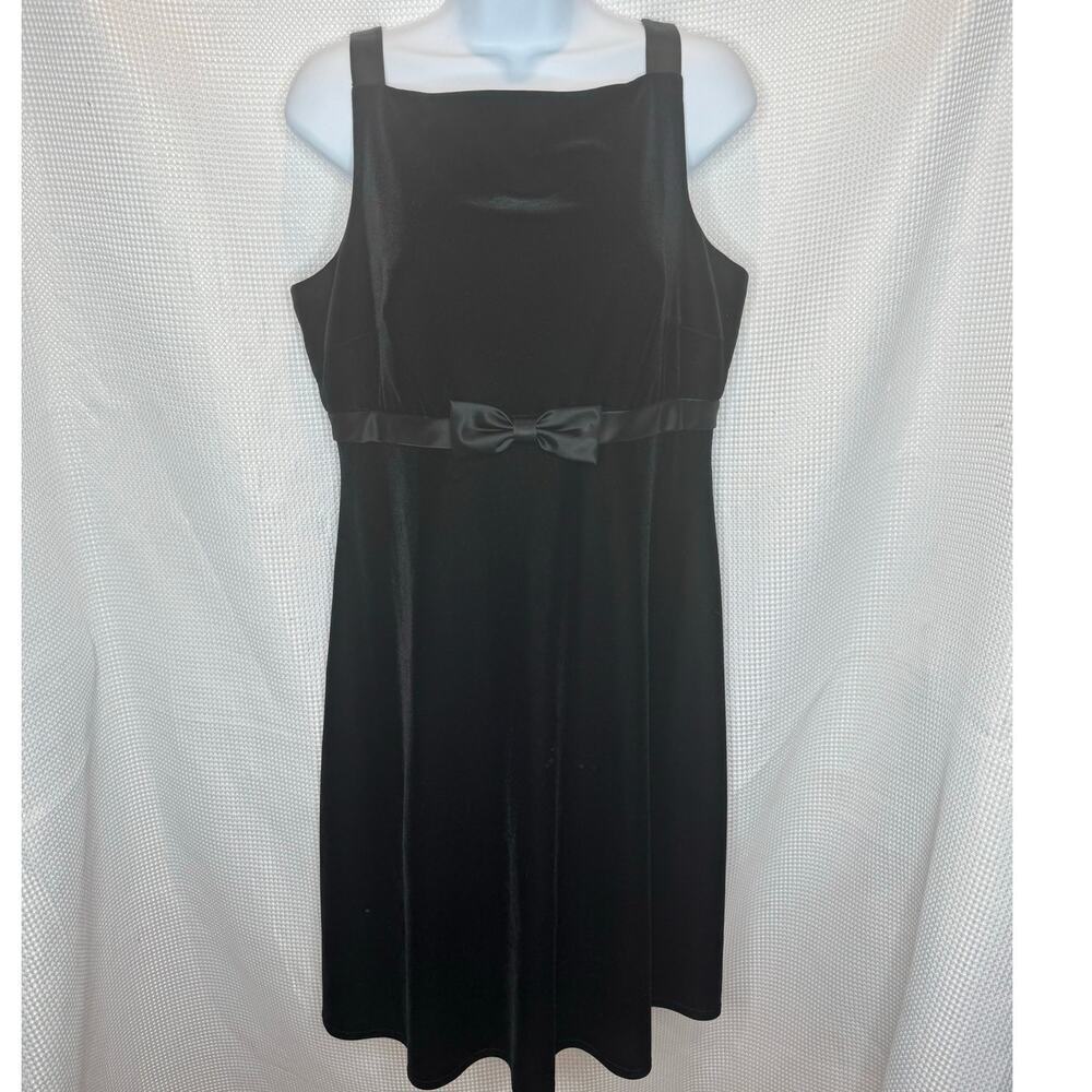 Vintage 90's Shelli Segal Velvet Black Dress Regency Dark Coquette Goth SIZE 12